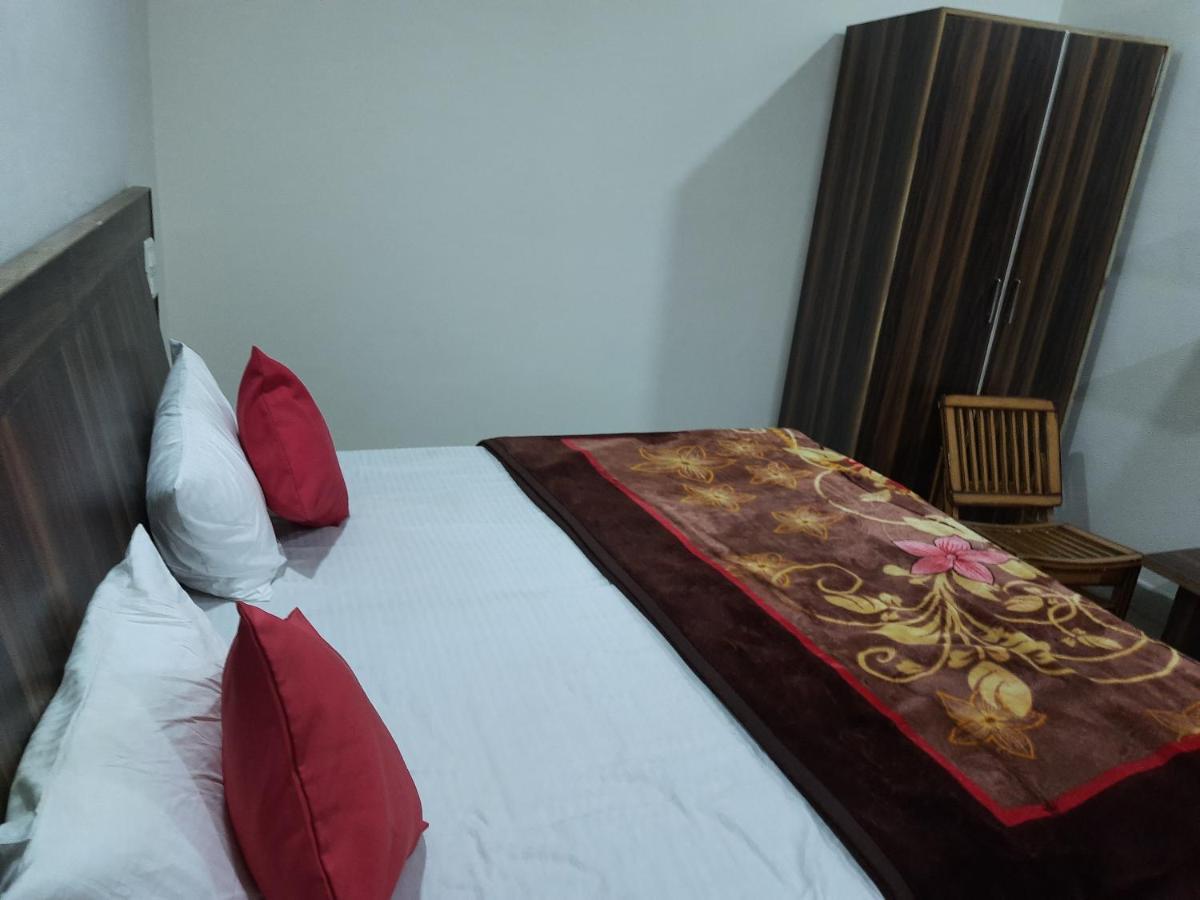 Hotel Amron45 Chandigarh Luaran gambar