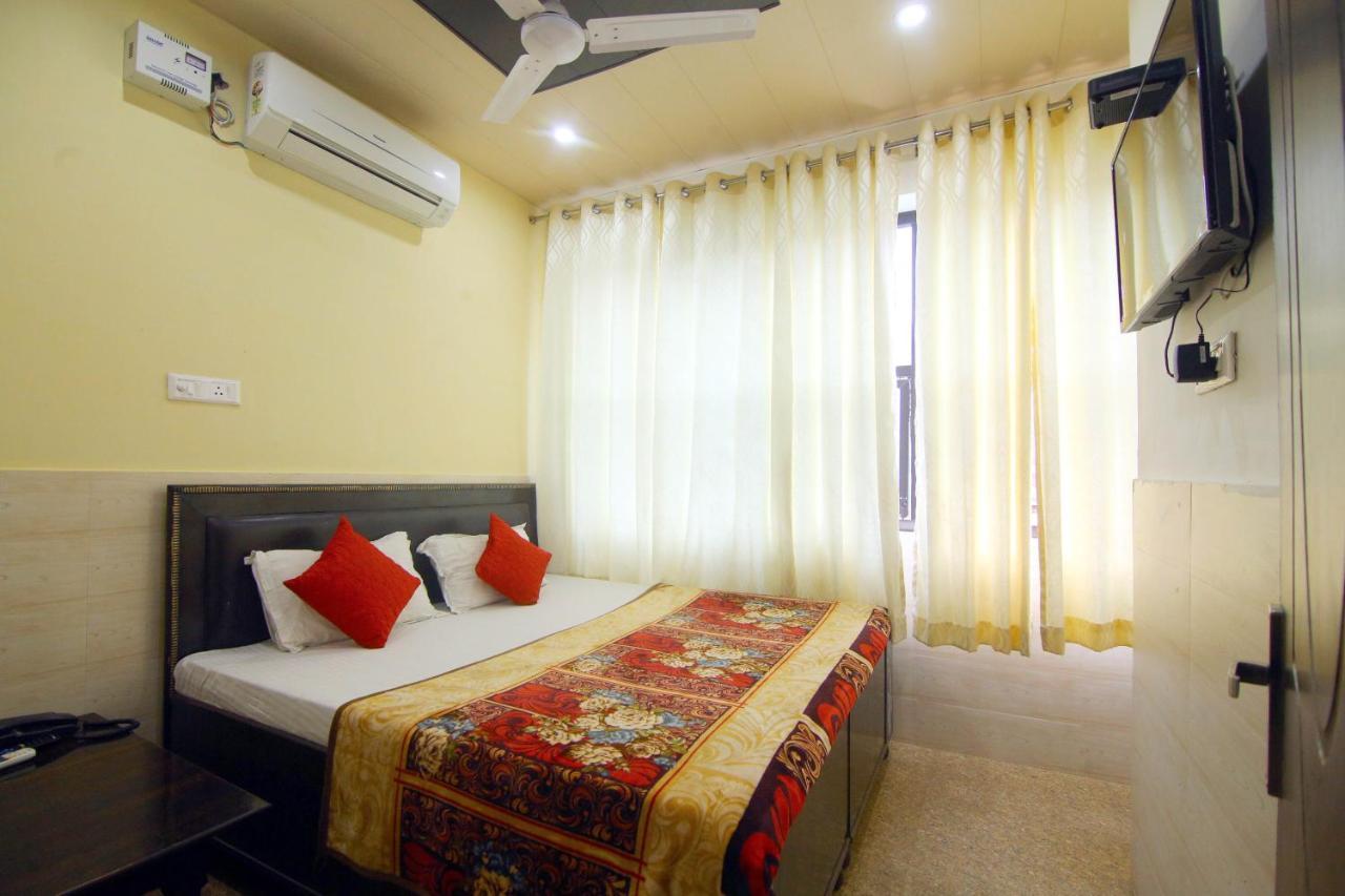 Hotel Amron45 Chandigarh Luaran gambar