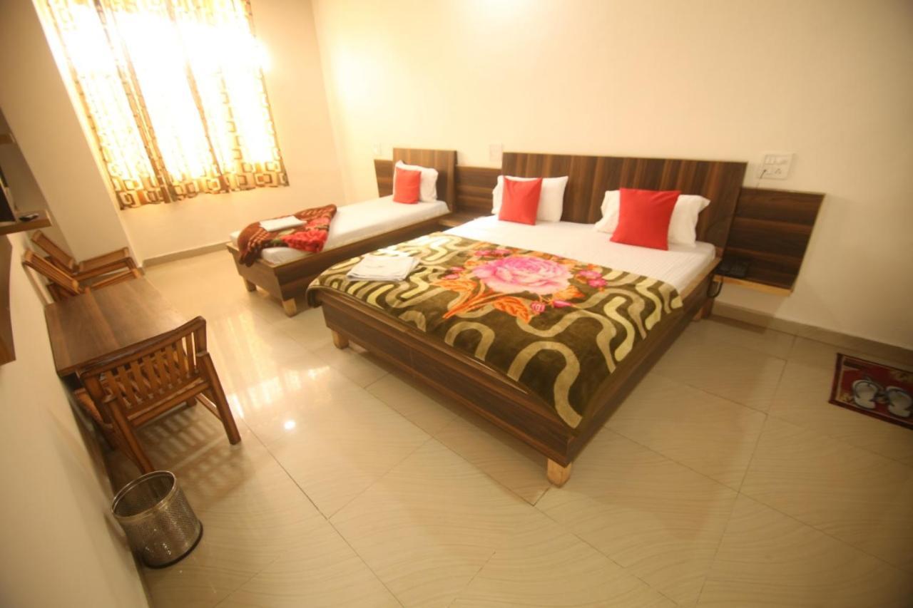 Hotel Amron45 Chandigarh Luaran gambar