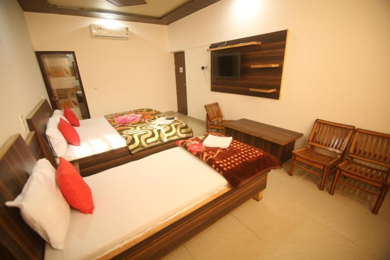 Hotel Amron45 Chandigarh Luaran gambar