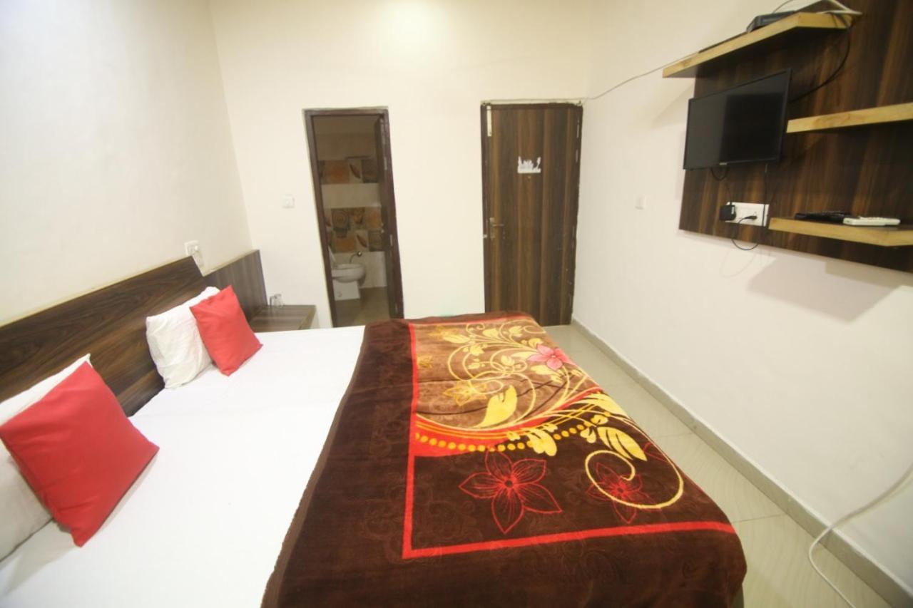 Hotel Amron45 Chandigarh Luaran gambar
