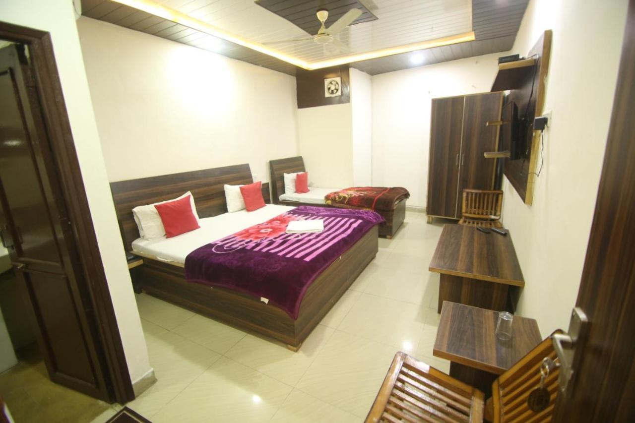 Hotel Amron45 Chandigarh Luaran gambar