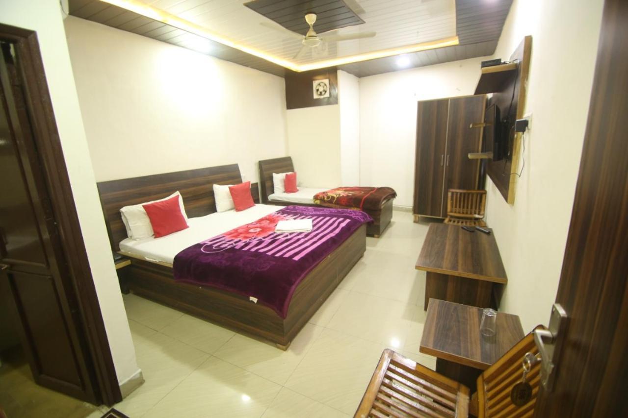 Hotel Amron45 Chandigarh Luaran gambar